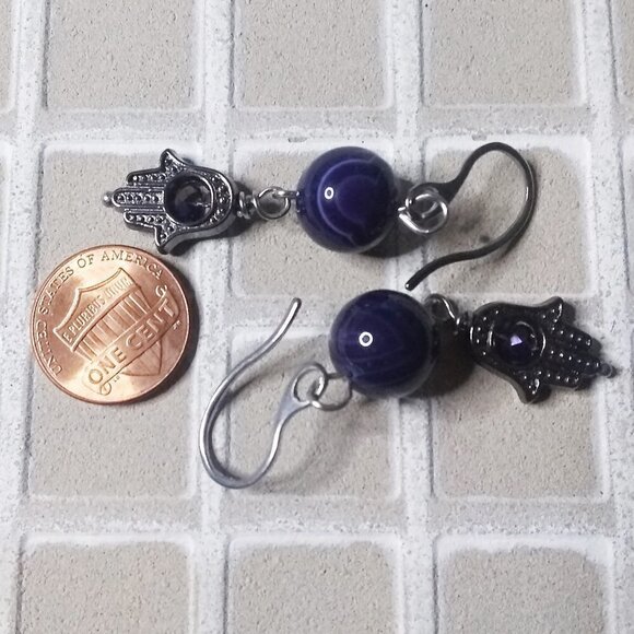 Hamsa Hand Protection Earrings! Purple Agate & Gunmetal Black! Faith Goth Punk - Picture 1 of 5